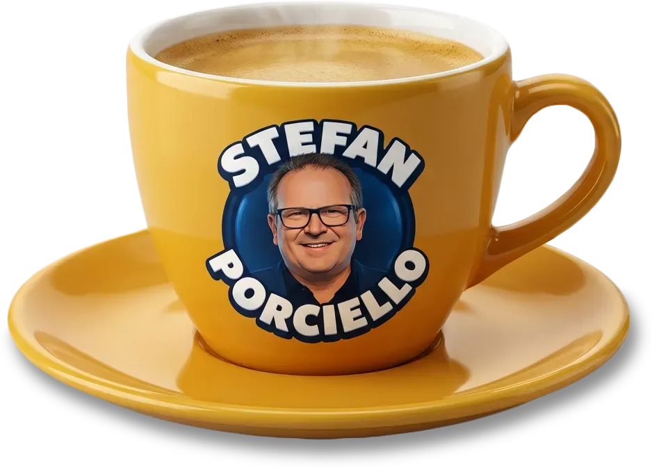Gelbe Espressotasse mit Untertasse und rundem „Stefan Porciello“-Logo
